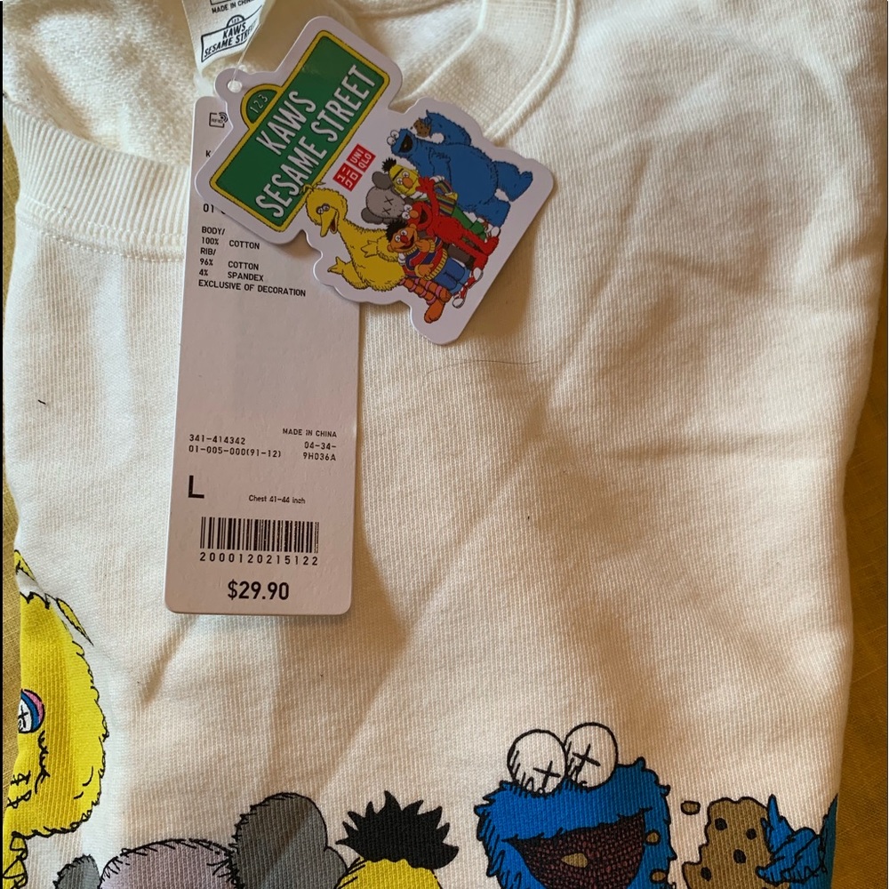 Uniqlo KAWS sweatshirt